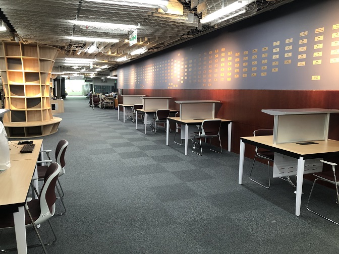 本土教育資源中心--圖書展示柱與座位配置